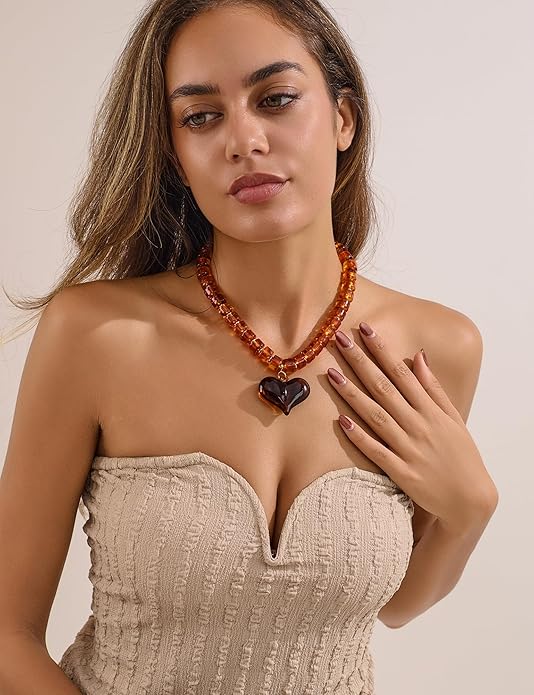WOWORAMA Chunky Heart Necklaces for Women Colorful Resin Beaded Choker Necklace Gold Puffy Heart Statement Necklace Trendy Acrylic Choker Jewelry