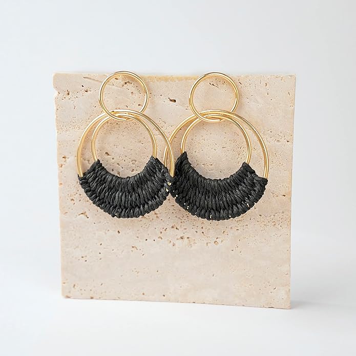 Raffia Hoop Earrings for Women Fun Boho Summer Beach Earrings Lightweight Handmade Straw Wicker Rattan Dangle Earrings Statement Geometric Round Drop Earrings