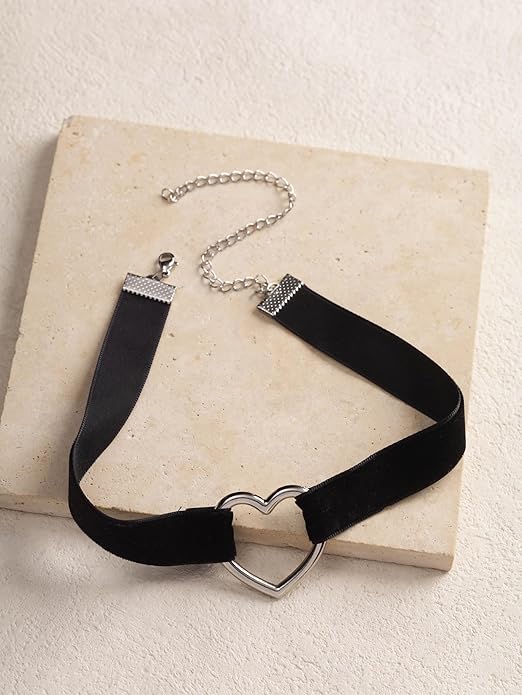 Sacina Black Velvet Heart Choker Necklace, Black Choker, Gothic Goth Vintage Necklace, Valentine Gift, Christmas Jewelry Gift For Women
