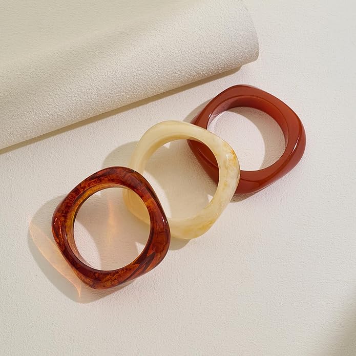 Chunky Resin Bracelet for Women Vintage Tortoiseshell Resin Bangle Bracelets Set Wide Acetate Wristband Acrylic Bracelet Statement Jewelry