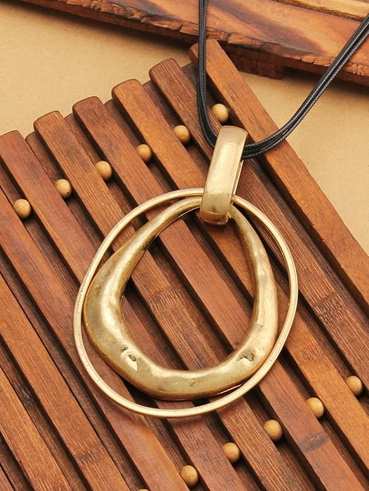 GelConnie Leather Necklace for Women Large Pendant Long Brown Necklace Circle Leather Choker Vintage Sweater Necklace Gold Chunky Boho Necklaces for Women