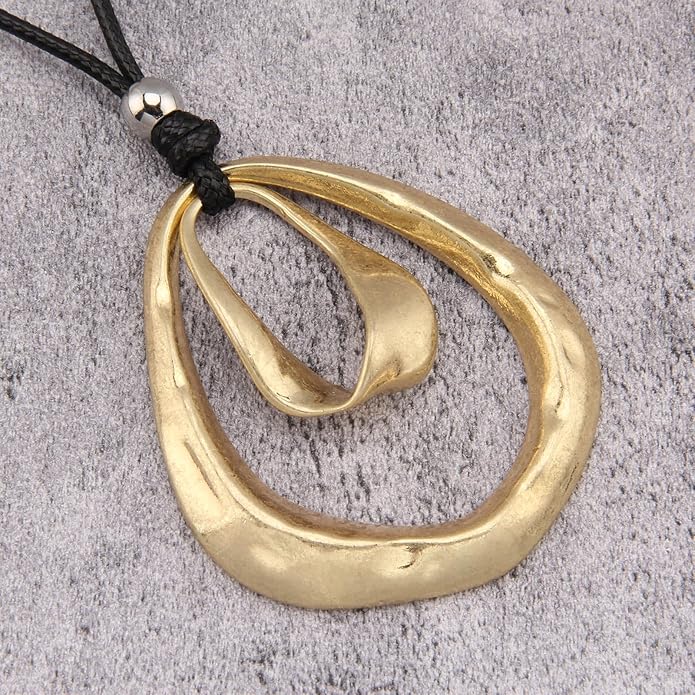 Boho Necklaces for Women Chunky Circle Necklace Layered Boho Circle Leather Choker Necklace Long Vintage Necklaces Bohemian Jewlery Gifts