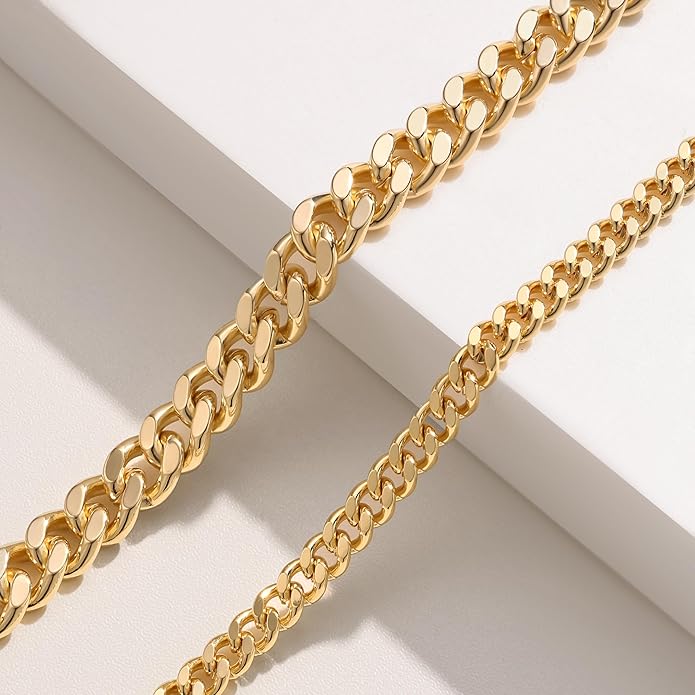 Foxgirl Gold Ankle Bracelets for Women 14K Gold Plated/Silver Anklets for Women Waterproof Minimalist Cuban Link Anklets Set Dainty Layered Ankle Bracelets Anklets for Women Gold Anklet Jewelry Gifts