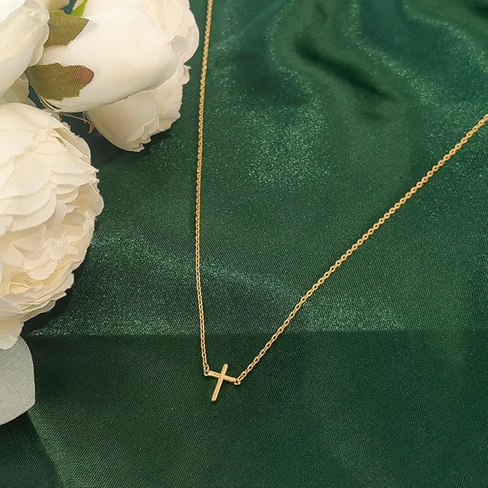 Zeffy Cross Necklace for Women, 18k Gold/Silver Plated Tiny Cross Pendant Necklace Simple Layered Cross Necklaces Gold Jewelry for Women