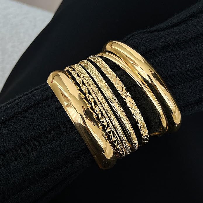 YEEZII Gold Bangle Bracelets for Women, 7Pcs 14K Gold Plated Boho Indian Multi Stackable Textured Bracelets, Chunky Bangles Set for Women Jewelry Gifts