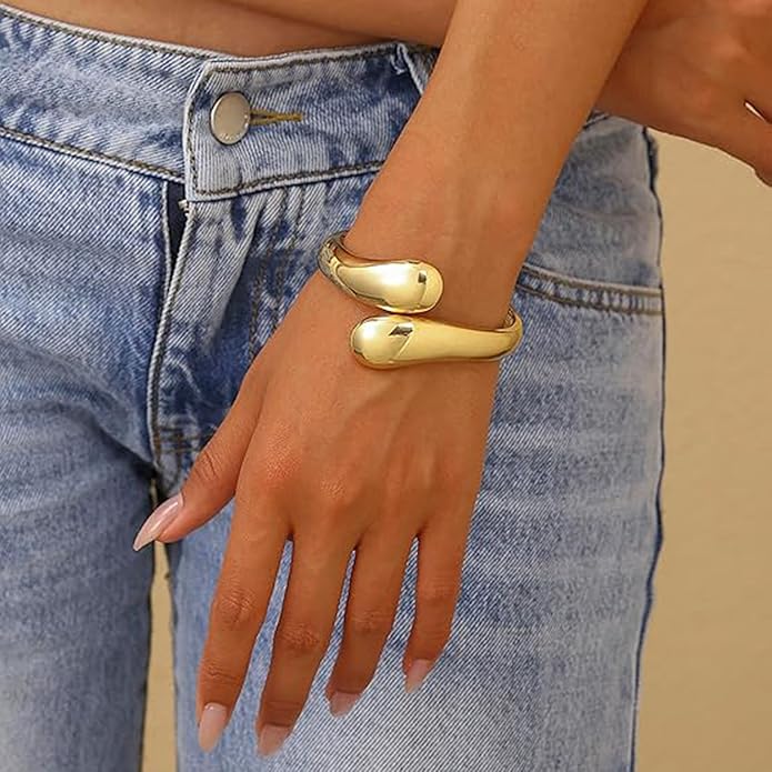 Eioi & Lmnm Gold Bangle Bracelets for Women, Chunky Gold Cuff Bracelet, Hinged Waterdrop Bangle, Statement Bracelet, Trendy Jewelry for Women