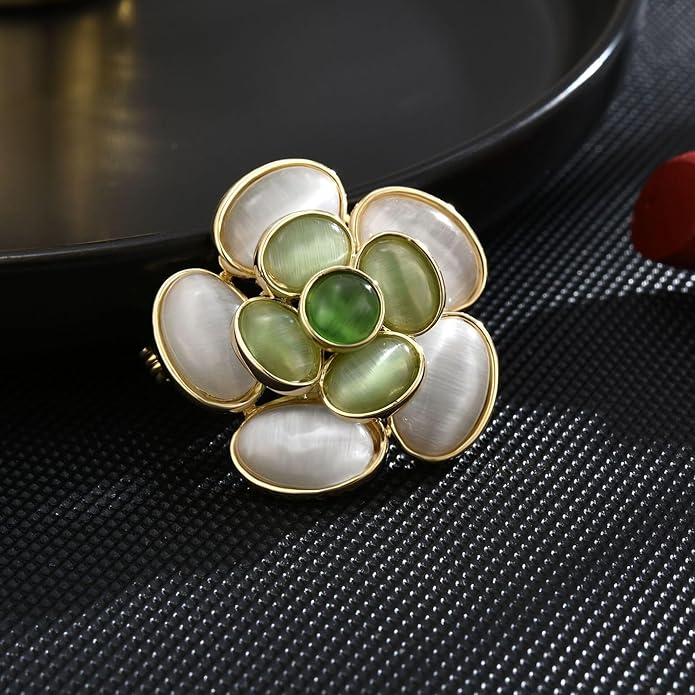 Flower Brooch for Women Rhinestone Flower Brooch Pins Floral Brooches Jewelry Gift for Mom Wife