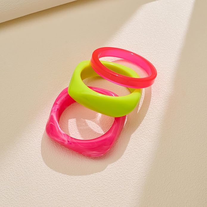 Acrylic Resin Bangles Bracelets for Women Wide Irregular Geometric Wristband Statement Bracelet Punk Chunky Acrylic Resin Bangle