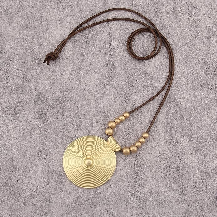 Boho Leather Necklace Women Bohemian Brown Circle Pendant Necklace Choker Long Necklaces for Women Boho Ring Large Pendant