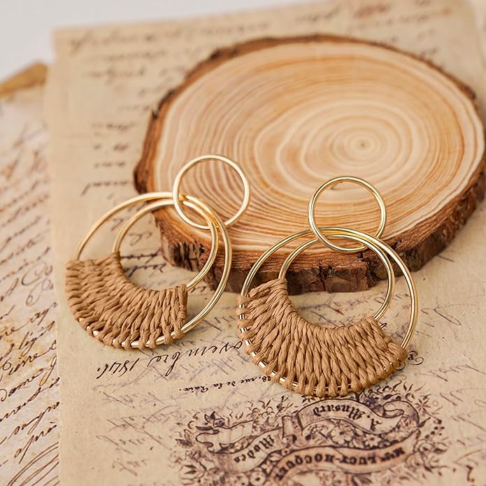 Raffia Hoop Earrings for Women Fun Boho Summer Beach Earrings Lightweight Handmade Straw Wicker Rattan Dangle Earrings Statement Geometric Round Drop Earrings