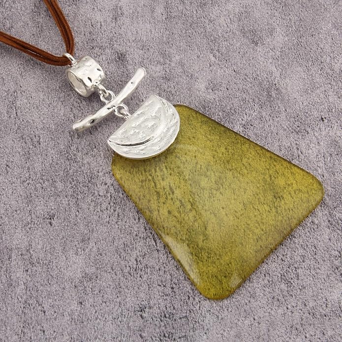 GelConnie Leather Necklace for Women Large Pendant Long Brown Necklace Circle Leather Choker Vintage Sweater Necklace Gold Chunky Boho Necklaces for Women