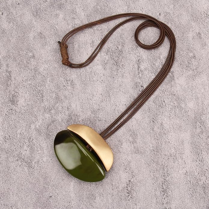 GelConnie Leather Necklace for Women Large Pendant Long Brown Necklace Circle Leather Choker Vintage Sweater Necklace Gold Chunky Boho Necklaces for Women