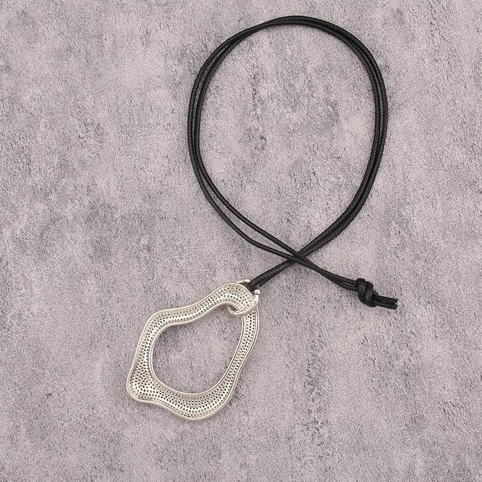 Women's Leather Long Necklace Bohemian Style Circle Retro Pendant Necklace Women's Jewelry