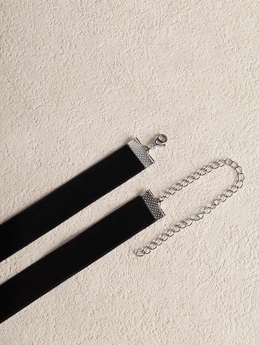 Sacina Black Velvet Heart Choker Necklace, Black Choker, Gothic Goth Vintage Necklace, Valentine Gift, Christmas Jewelry Gift For Women