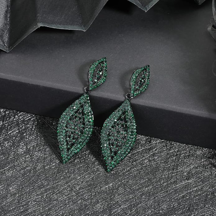 Elegant Rhinestone Dangle Earrings Crystal Wedding Bridal Long Dangling Drop Earrings Chandlier Earrings for Women Bridesmaid