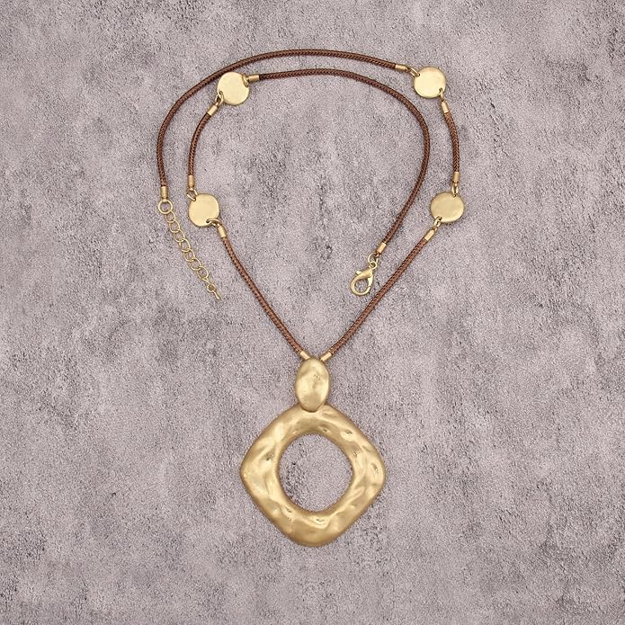 GelConnie Leather Necklace for Women Large Pendant Long Brown Necklace Circle Leather Choker Vintage Sweater Necklace Gold Chunky Boho Necklaces for Women