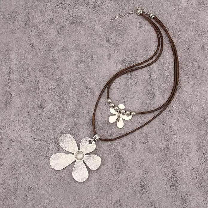 Boho Necklaces for Women Chunky Circle Necklace Layered Boho Circle Leather Choker Necklace Long Vintage Necklaces Bohemian Jewlery Gifts