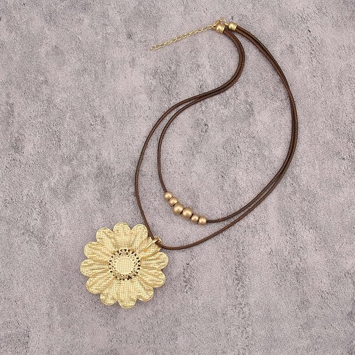 Boho Necklaces for Women Chunky Circle Necklace Layered Boho Circle Leather Choker Necklace Long Vintage Necklaces Bohemian Jewlery Gifts