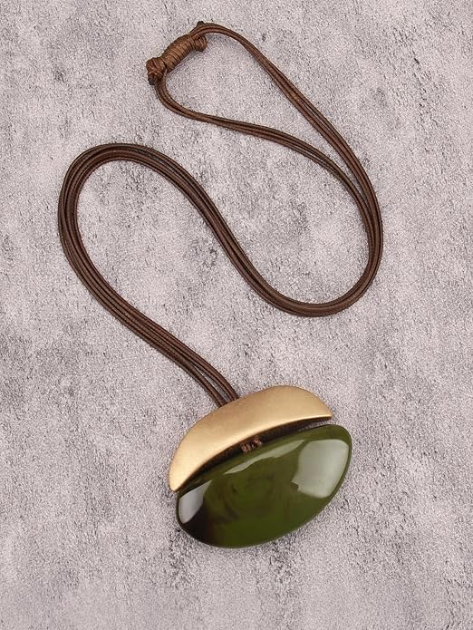 GelConnie Leather Necklace for Women Large Pendant Long Brown Necklace Circle Leather Choker Vintage Sweater Necklace Gold Chunky Boho Necklaces for Women