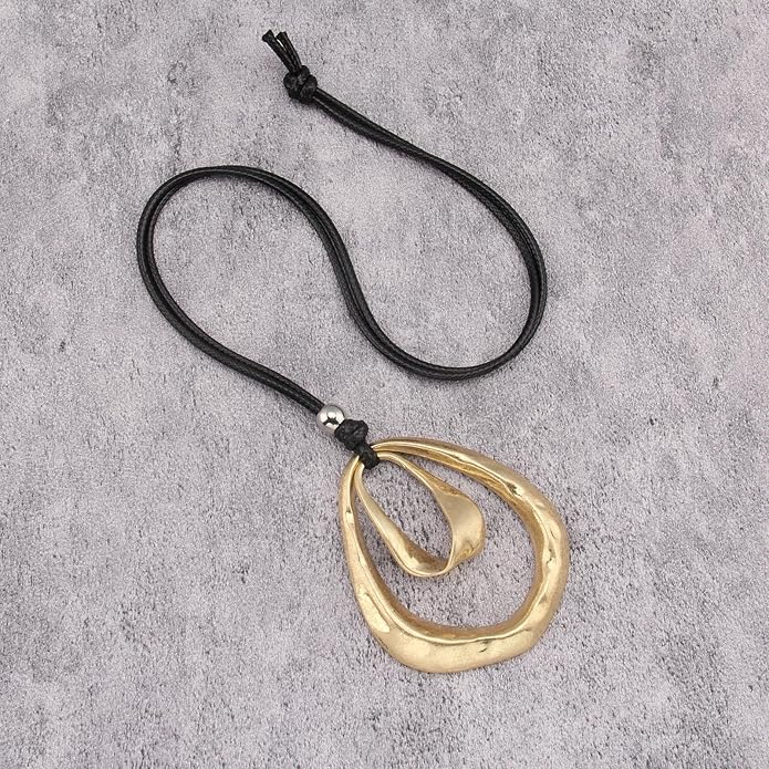 Boho Necklaces for Women Chunky Circle Necklace Layered Boho Circle Leather Choker Necklace Long Vintage Necklaces Bohemian Jewlery Gifts