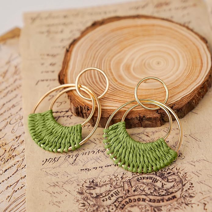 Raffia Hoop Earrings for Women Fun Boho Summer Beach Earrings Lightweight Handmade Straw Wicker Rattan Dangle Earrings Statement Geometric Round Drop Earrings