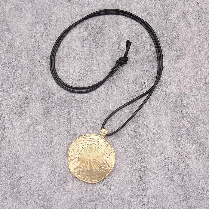Boho Necklaces for Women Chunky Circle Necklace Layered Boho Circle Leather Choker Necklace Long Vintage Necklaces Bohemian Jewlery Gifts
