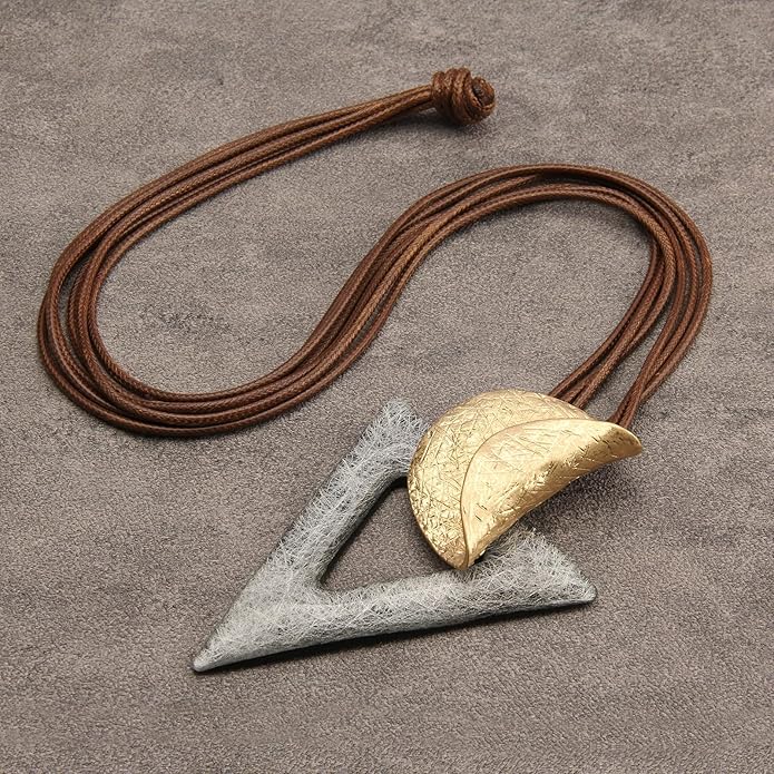 GelConnie Leather Necklace for Women Large Pendant Long Brown Necklace Circle Leather Choker Vintage Sweater Necklace Gold Chunky Boho Necklaces for Women