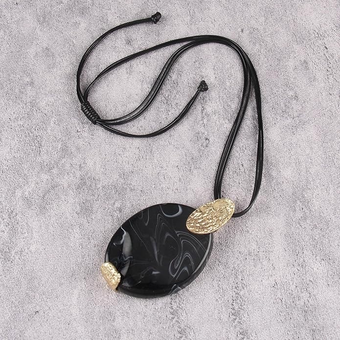 GelConnie Leather Necklace for Women Large Pendant Long Brown Necklace Circle Leather Choker Vintage Sweater Necklace Gold Chunky Boho Necklaces for Women