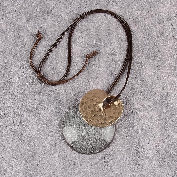Boho Leather Necklace Women Bohemian Brown Circle Pendant Necklace Choker Long Necklaces for Women Boho Ring Large Pendant
