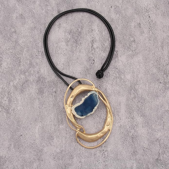 Boho Leather Necklace Women Bohemian Brown Circle Pendant Necklace Choker Long Necklaces for Women Boho Ring Large Pendant