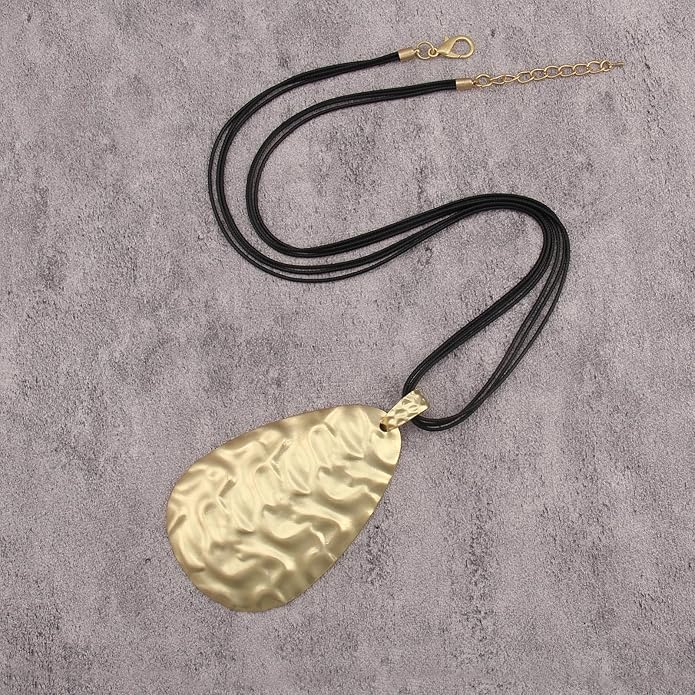 Boho Leather Necklace Women Bohemian Brown Circle Pendant Necklace Choker Long Necklaces for Women Boho Ring Large Pendant