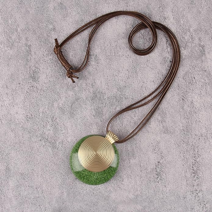 Boho Leather Necklace Women Bohemian Brown Circle Pendant Necklace Choker Long Necklaces for Women Boho Ring Large Pendant