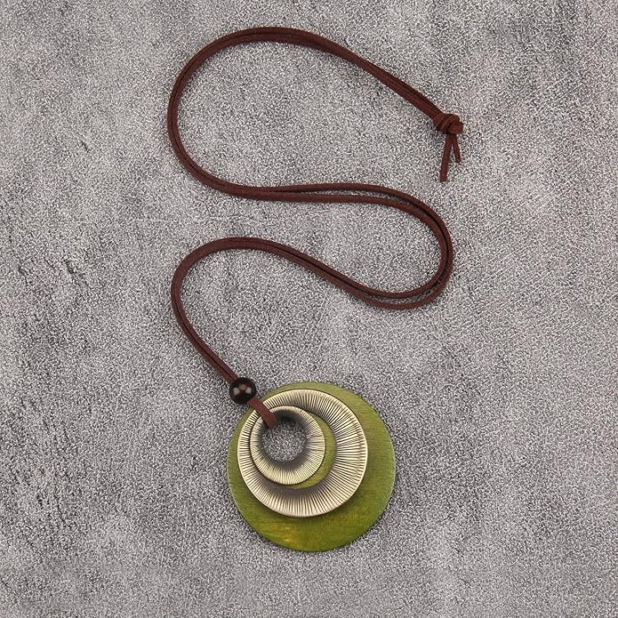 Boho Necklaces for Women Chunky Circle Necklace Layered Boho Circle Leather Choker Necklace Long Vintage Necklaces Bohemian Jewlery Gifts