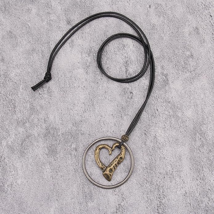 Boho Leather Necklace Women Bohemian Brown Circle Pendant Necklace Choker Long Necklaces for Women Boho Ring Large Pendant