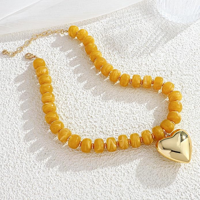 WOWORAMA Chunky Heart Necklaces for Women Colorful Resin Beaded Choker Necklace Gold Puffy Heart Statement Necklace Trendy Acrylic Choker Jewelry