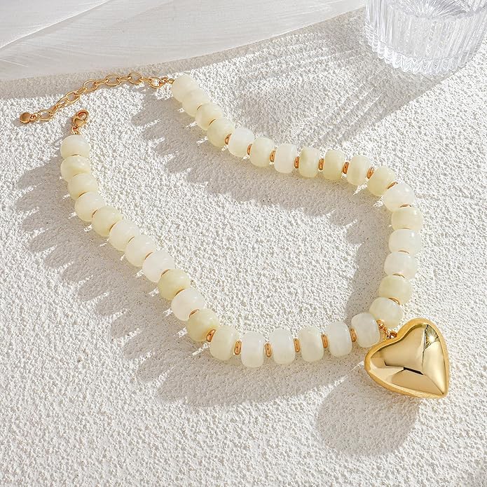 WOWORAMA Chunky Heart Necklaces for Women Colorful Resin Beaded Choker Necklace Gold Puffy Heart Statement Necklace Trendy Acrylic Choker Jewelry
