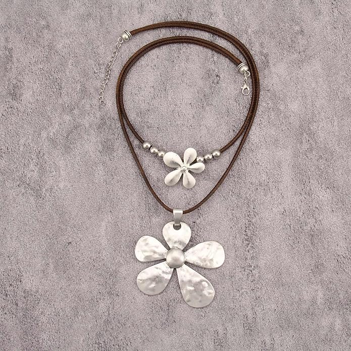 Boho Necklaces for Women Chunky Circle Necklace Layered Boho Circle Leather Choker Necklace Long Vintage Necklaces Bohemian Jewlery Gifts
