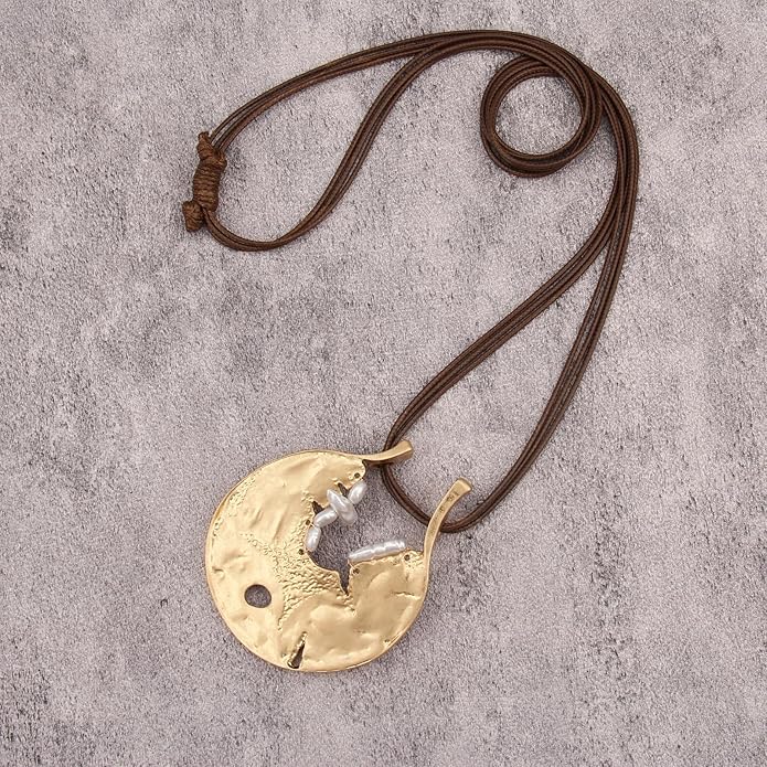 GelConnie Leather Necklace for Women Large Pendant Long Brown Necklace Circle Leather Choker Vintage Sweater Necklace Gold Chunky Boho Necklaces for Women