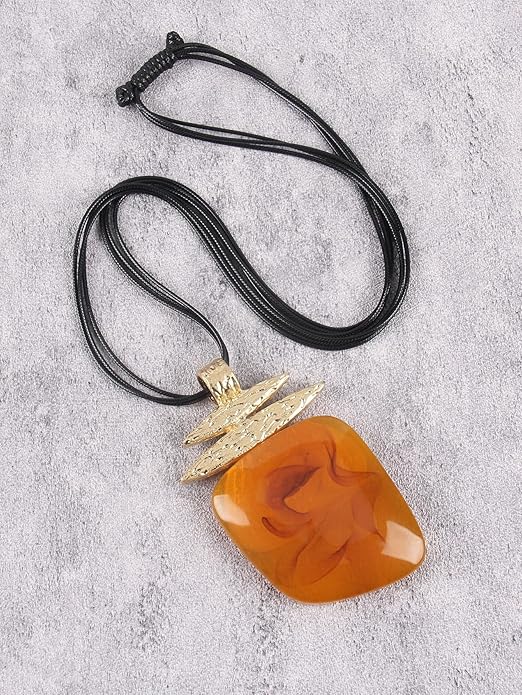 GelConnie Leather Necklace for Women Large Pendant Long Brown Necklace Circle Leather Choker Vintage Sweater Necklace Gold Chunky Boho Necklaces for Women