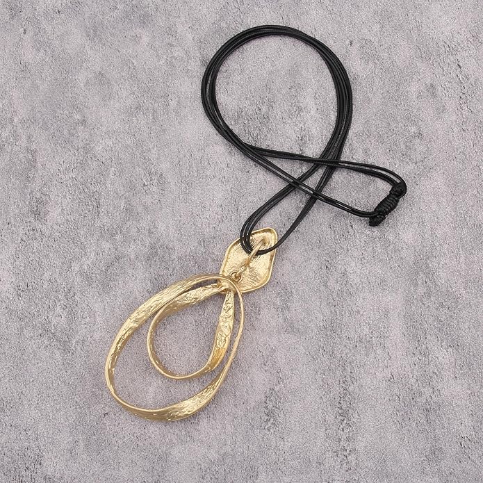 GelConnie Leather Necklace for Women Large Pendant Long Brown Necklace Circle Leather Choker Vintage Sweater Necklace Gold Chunky Boho Necklaces for Women