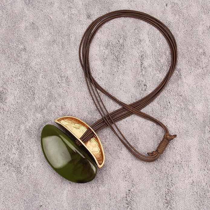 GelConnie Leather Necklace for Women Large Pendant Long Brown Necklace Circle Leather Choker Vintage Sweater Necklace Gold Chunky Boho Necklaces for Women