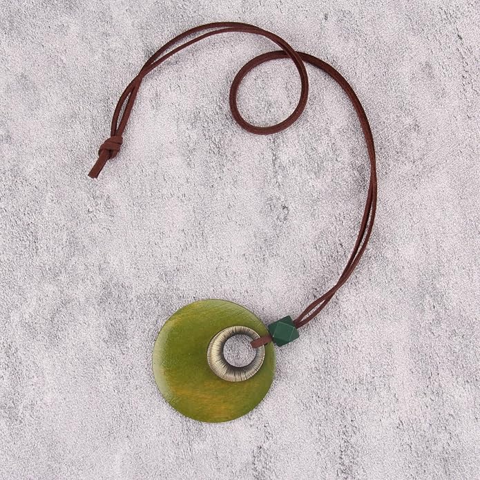 Boho Leather Necklace Women Bohemian Brown Circle Pendant Necklace Choker Long Necklaces for Women Boho Ring Large Pendant