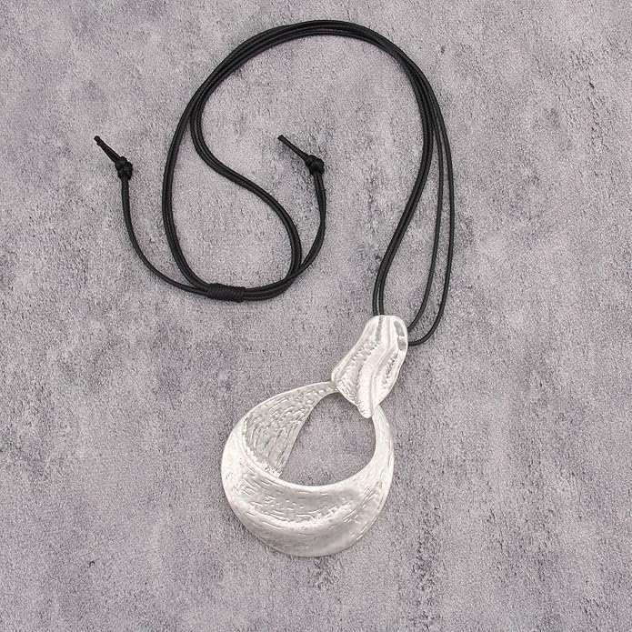 GelConnie Leather Necklace for Women Large Pendant Long Brown Necklace Circle Leather Choker Vintage Sweater Necklace Gold Chunky Boho Necklaces for Women