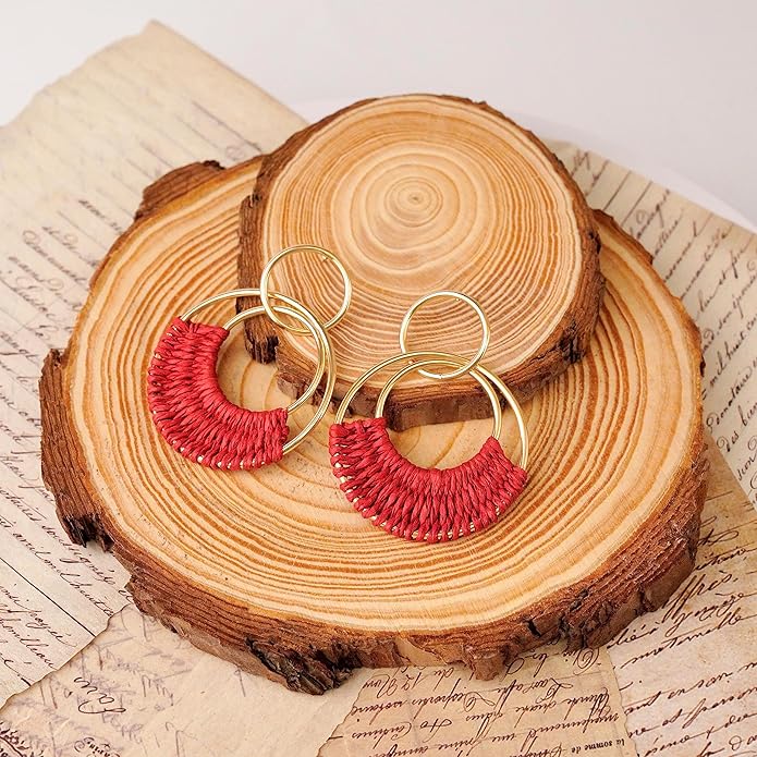 Raffia Hoop Earrings for Women Fun Boho Summer Beach Earrings Lightweight Handmade Straw Wicker Rattan Dangle Earrings Statement Geometric Round Drop Earrings
